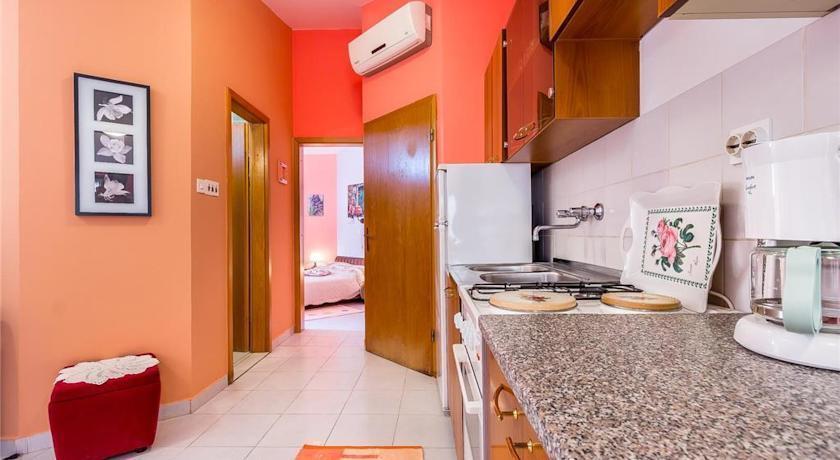 Apartments Bardak Ližnjan Habitación foto